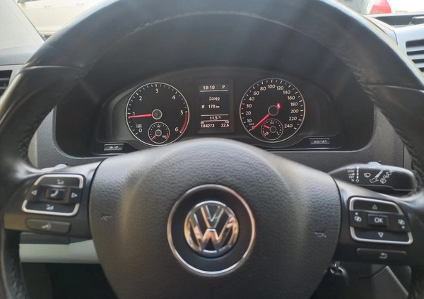 Volkswagen Caravelle cena 118000 przebieg: 104000, rok produkcji 2015 z Krzywiń małe 106